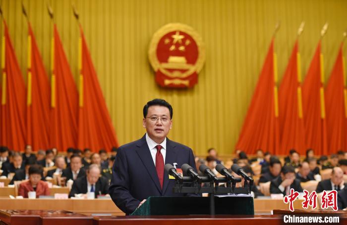 &nbsp;&nbsp;&nbsp;&nbsp;圖為浙江省十三屆人大三次會議現(xiàn)場。　蔡榮章　攝