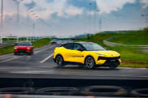 走進路特斯全球智能工廠，探尋首款純電超跑SUV Eletre的極致基因